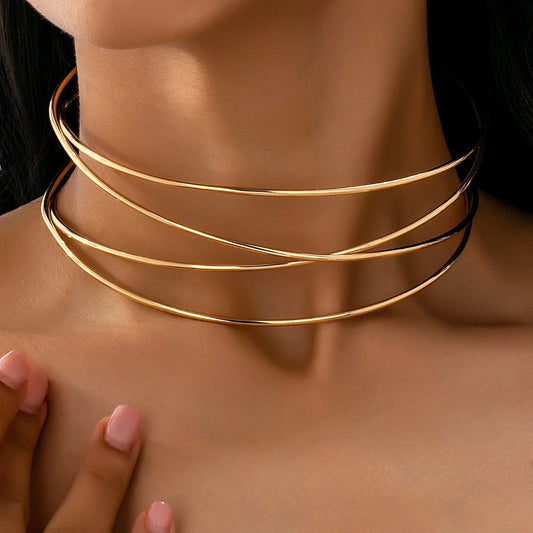 A Women's Necklace with Simple Lines
