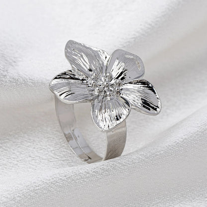 A Women's Ring